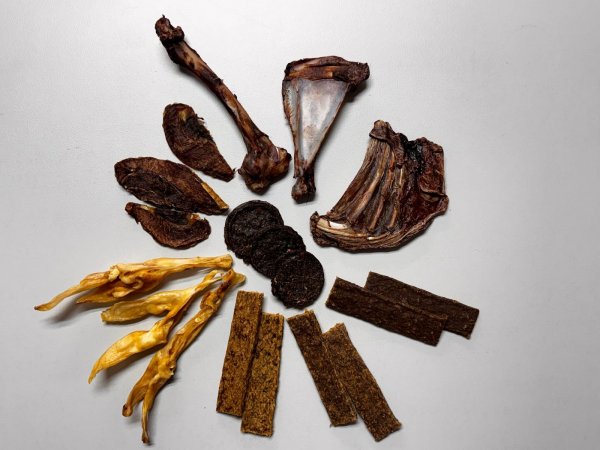 Wildbox BARF Kausnack Mix: Reh, Kaninchen, Hirsch Leckerlis I Top-Auswahl für Hunde